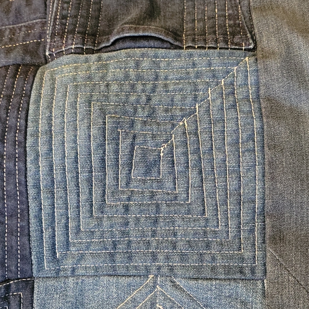 HAND CRAFTED Rag Quilt UPCYCLED Denim Blue Jeans Owl Cotton Fabric 55"x 41" - Picture 11 of 16